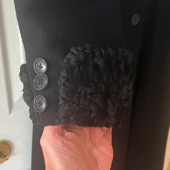 St. John Black Maxi Cashmere Coat Collection Sz 14 - Picture 4 of 11